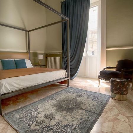 Palazzo Forleo Luxury Apartment - Treb Collection Lecce Bagian luar foto