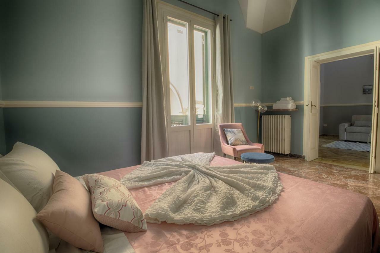 Palazzo Forleo Luxury Apartment - Treb Collection Lecce Bagian luar foto
