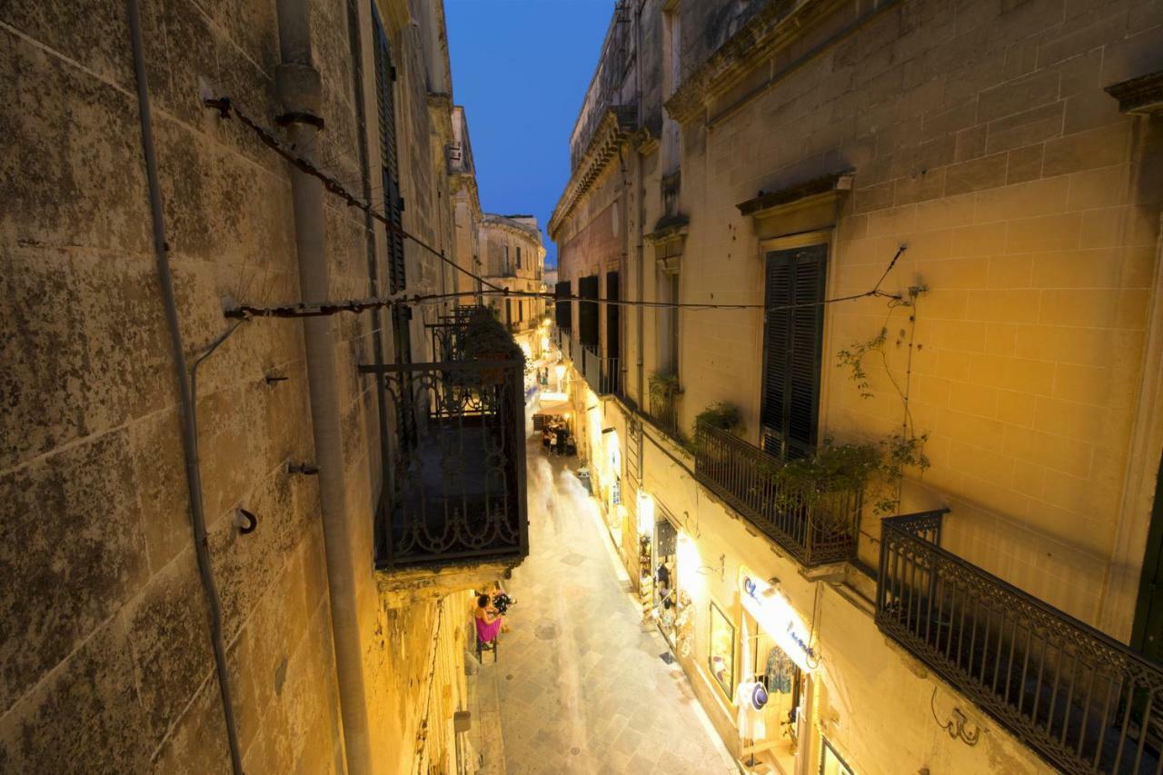 Palazzo Forleo Luxury Apartment - Treb Collection Lecce Bagian luar foto
